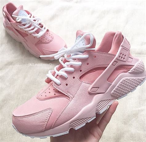 nike huarache weiß blau pink|nike huarache women's baby pink.